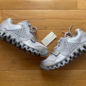 DS Reebok x Emporio Armani EA7 Pump Zigtech